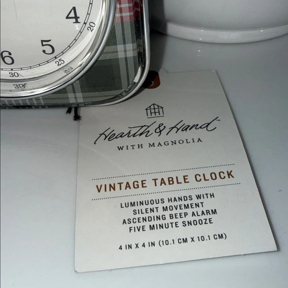 Hearth & Hand Plaid vintage Table Clock in Green and Red